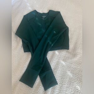 Buffbunny Seven Sea Long Sleeve top in Avo dark green Size Medium